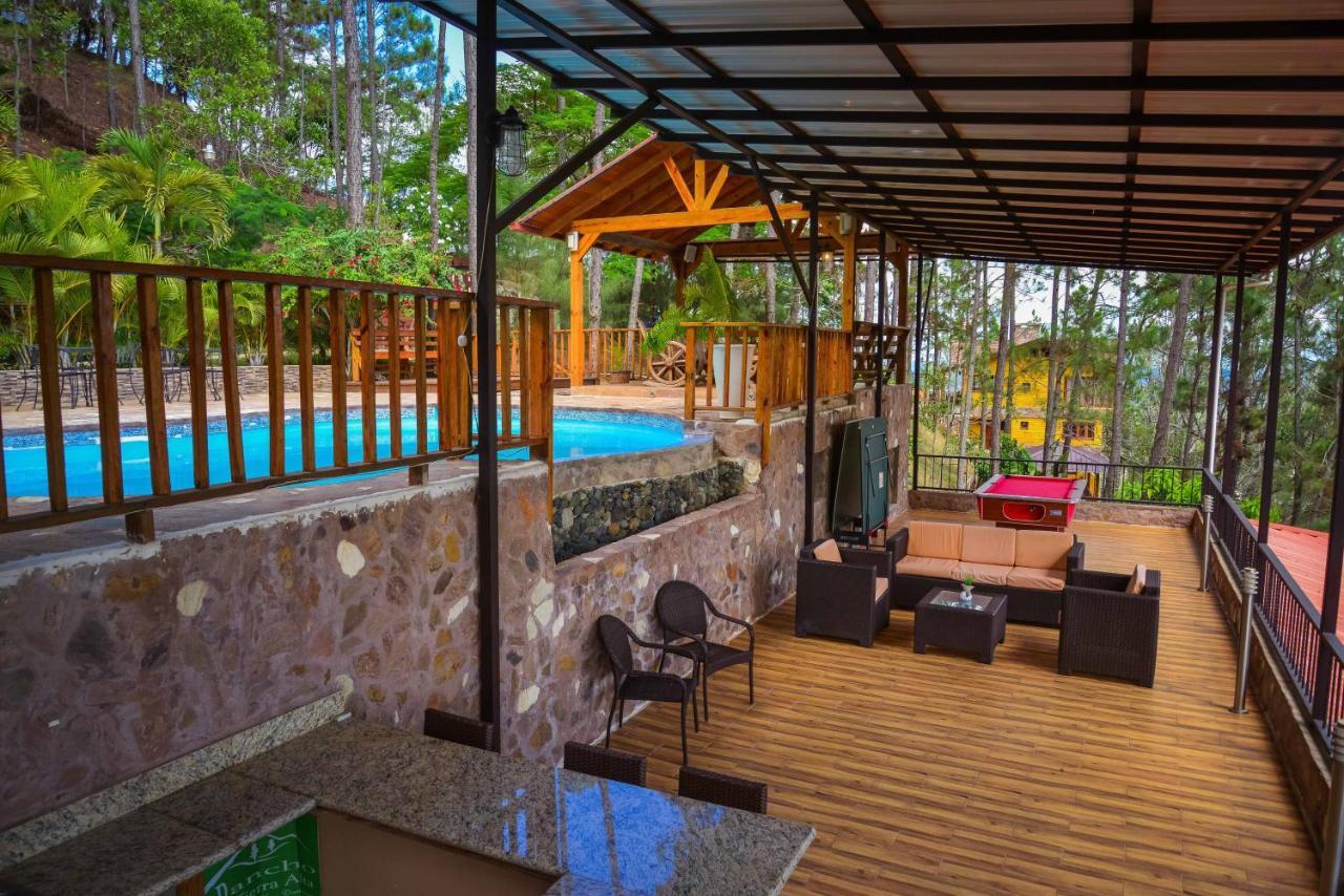 Rancho Tierra Alta Hotel Jarabacoa Exterior photo